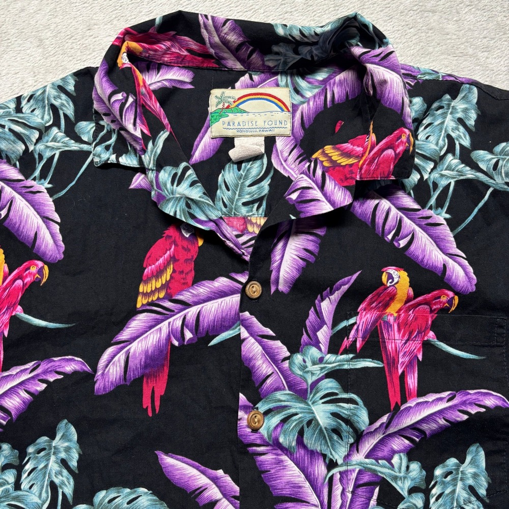 VTG Paradise Found Shirt Mens L Hawaiian Magnum PI Parrot Palm Tree Button Down